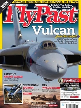 Flypast (UK) omslag